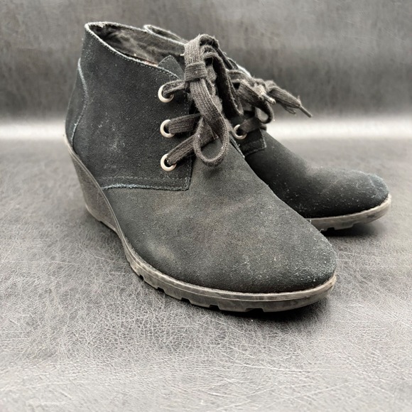 Skechers BOBS Shoes - Skechers BOBS Black Suede Wedge Booties Lace Up Leopard Print